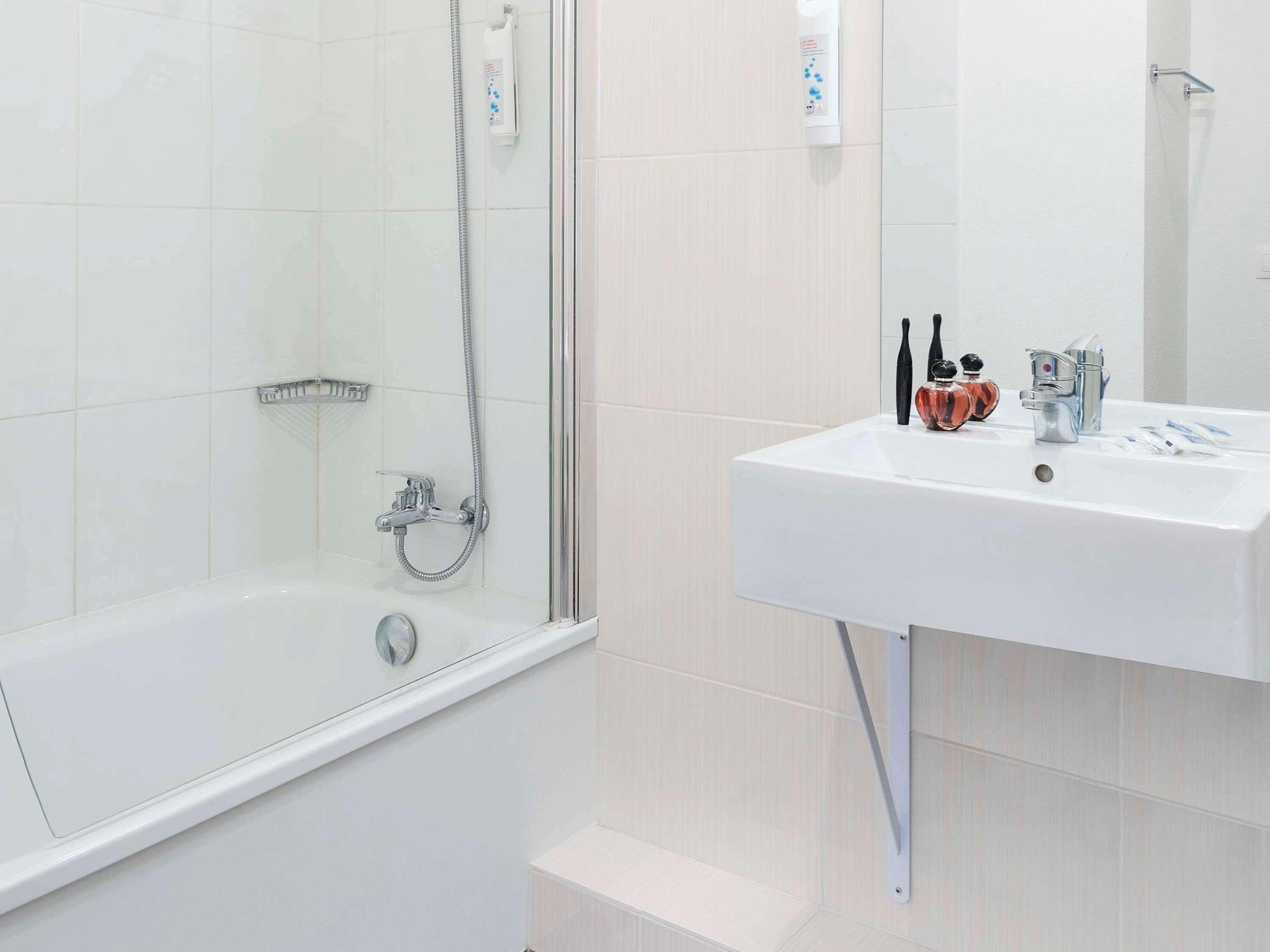 Ibis Budget Bobigny Pantin Экстерьер фото